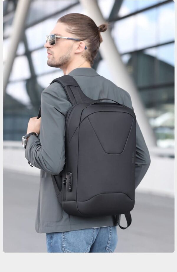 Σακίδιο πλάτης 21L Laptop 15,6” Bange 22188 μαύρο
