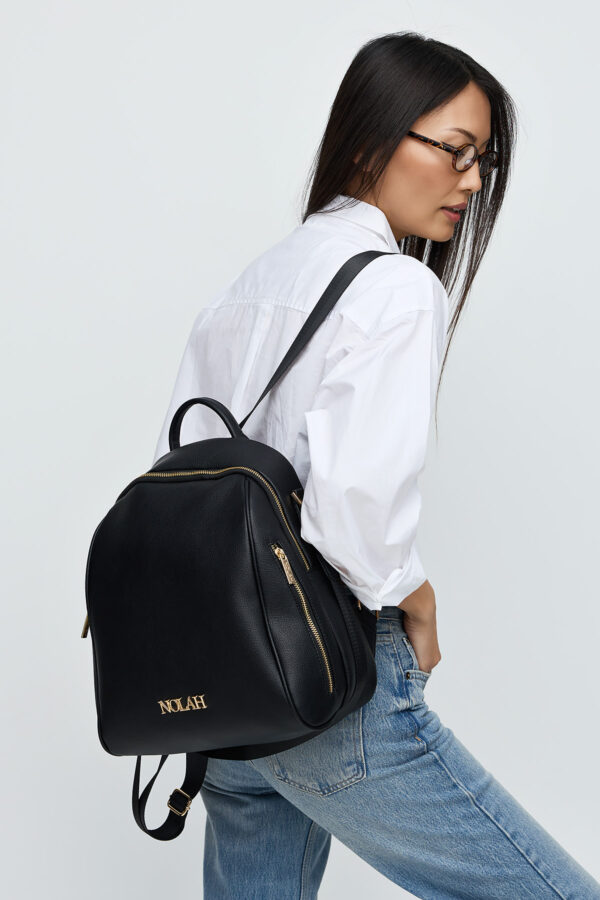 Upton Black