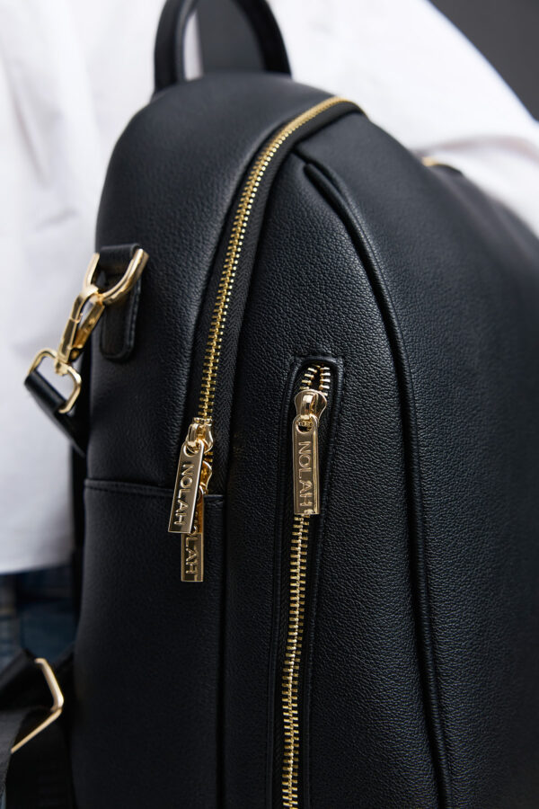 Upton Black