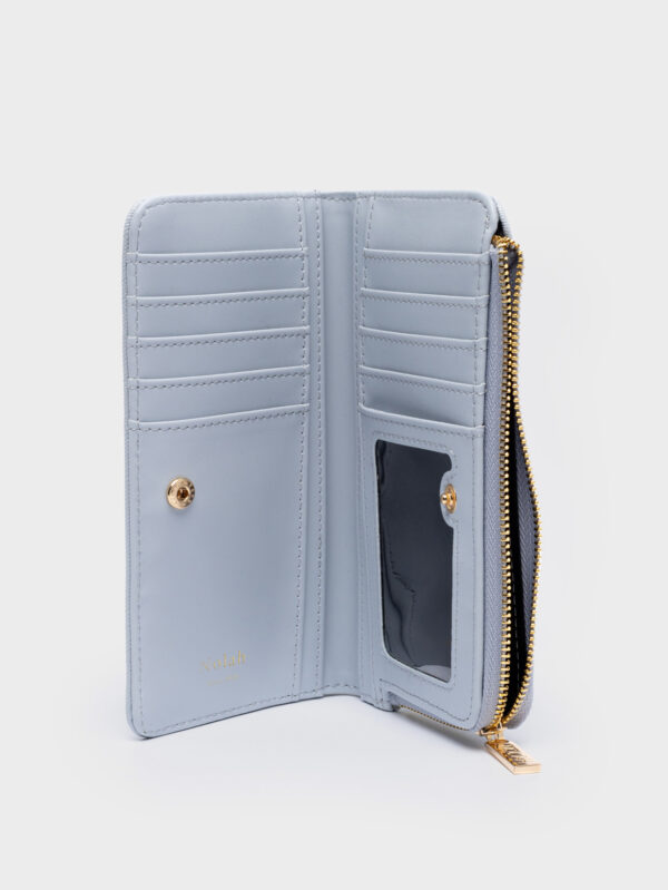 Vivi Light Blue