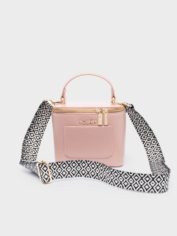 Amanza Pink